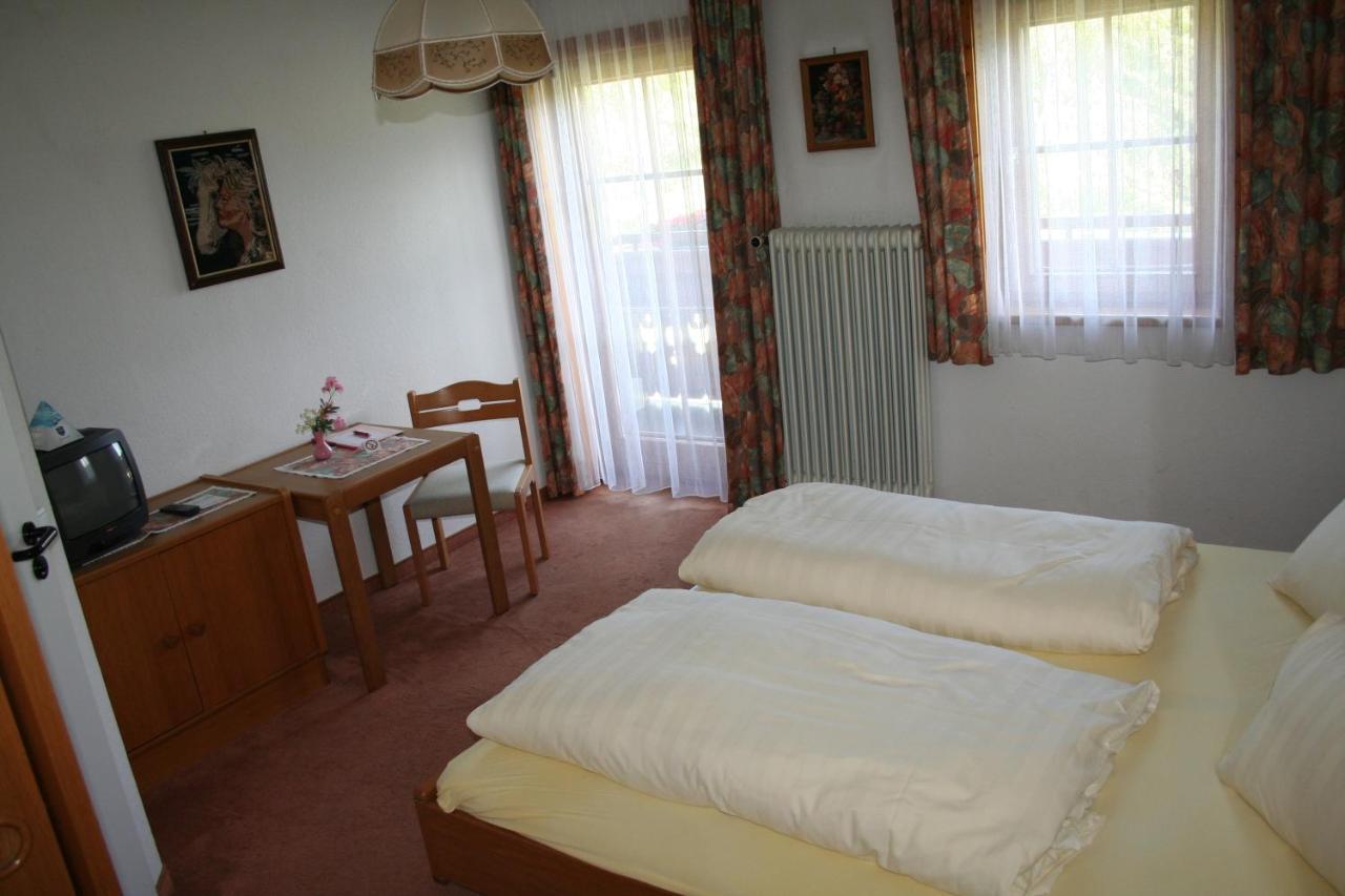 Hotel Gasthof Schweizerhaus Stuhlfelden Room photo